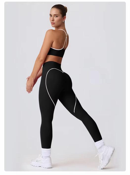 Seamless Criss-Cross Back Yoga Set